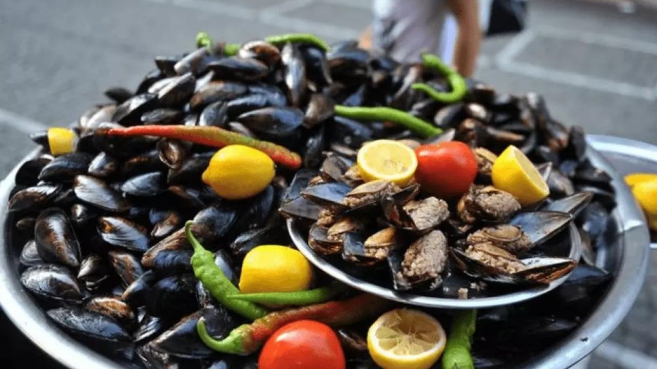 Tüketenler midyedeki zehir oranını bilse, yanından bile geçmez!