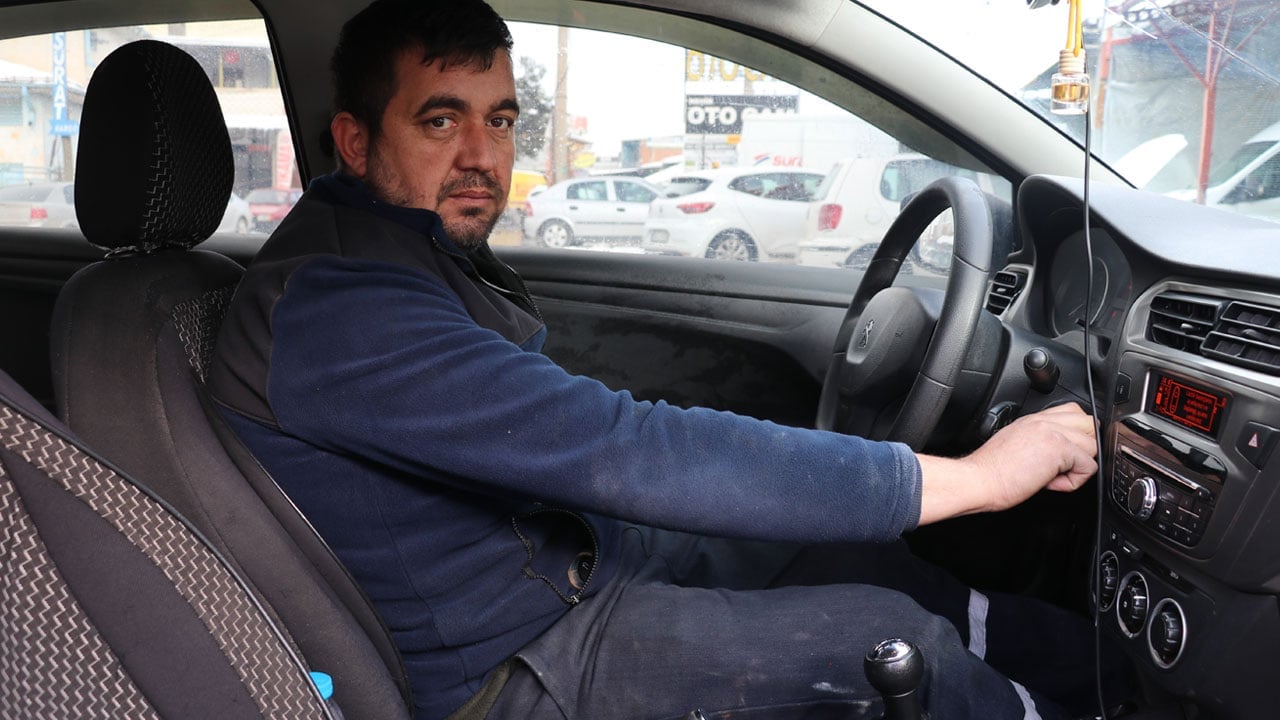 Foto - Tüm araç sahiplerine hayati uyarı: Aracını ve cebini düşünen soğuk havada kesinlikle bunu yapmasın!