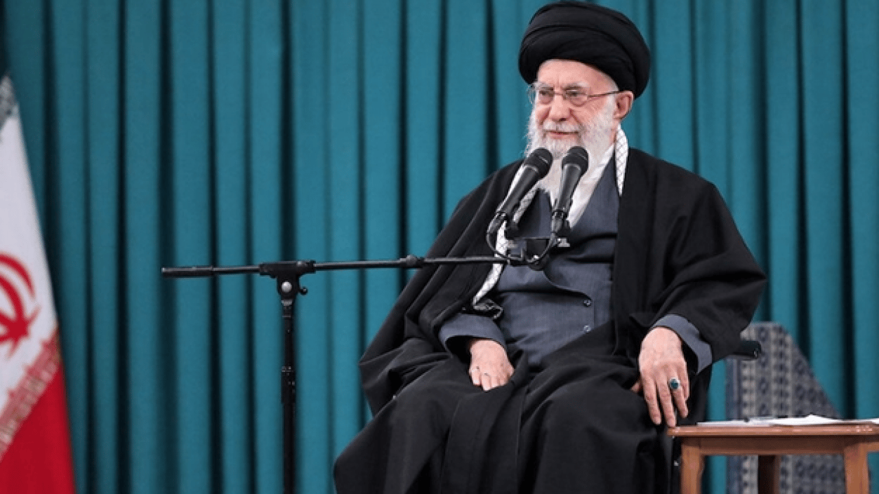 Foto - Dünya Venezuela rezervini konuşurken çarpıcı uyarı: İran lideri Hamaney sessizliğini bozdu! İran'da protestolar sürüyor 