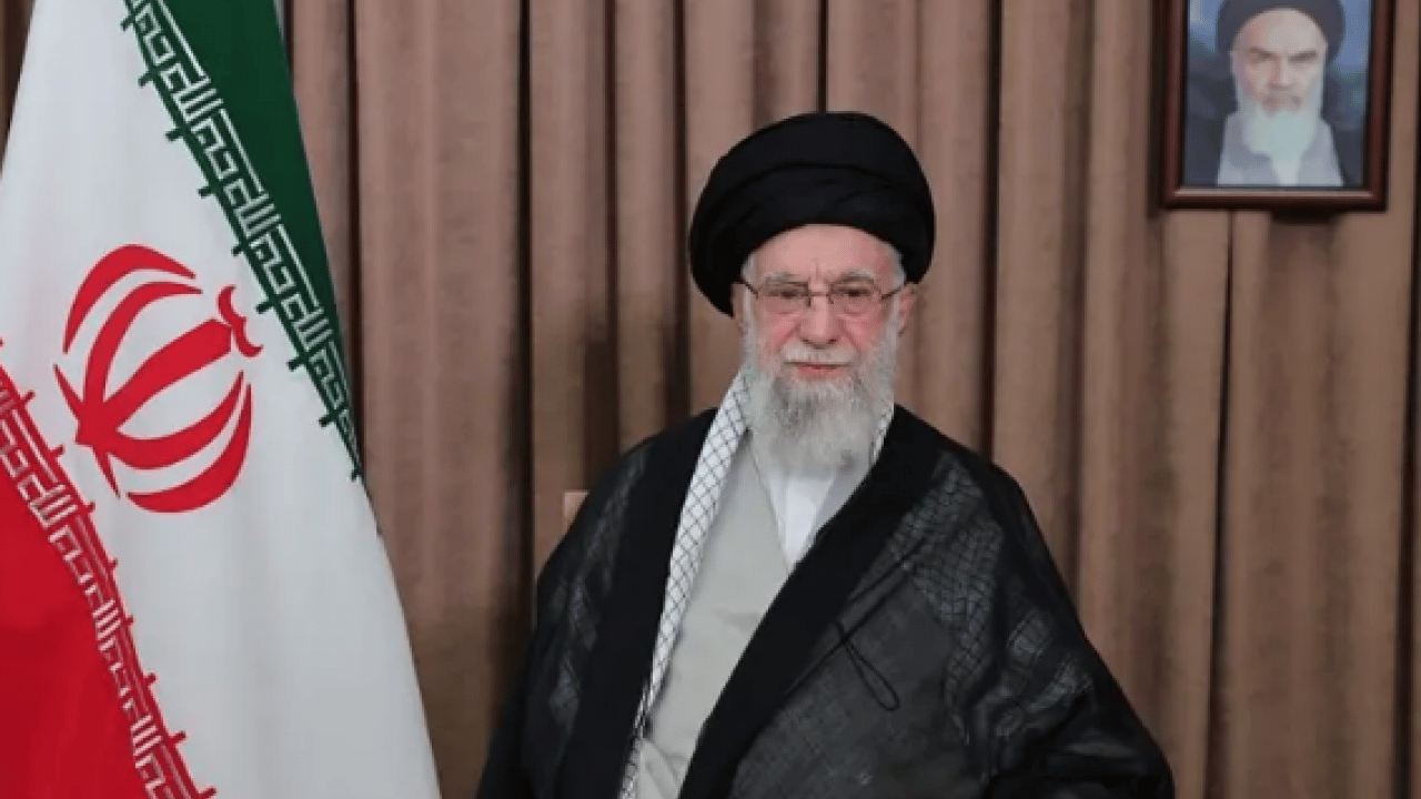 Foto - Dünya Venezuela rezervini konuşurken çarpıcı uyarı: İran lideri Hamaney sessizliğini bozdu! İran'da protestolar sürüyor 