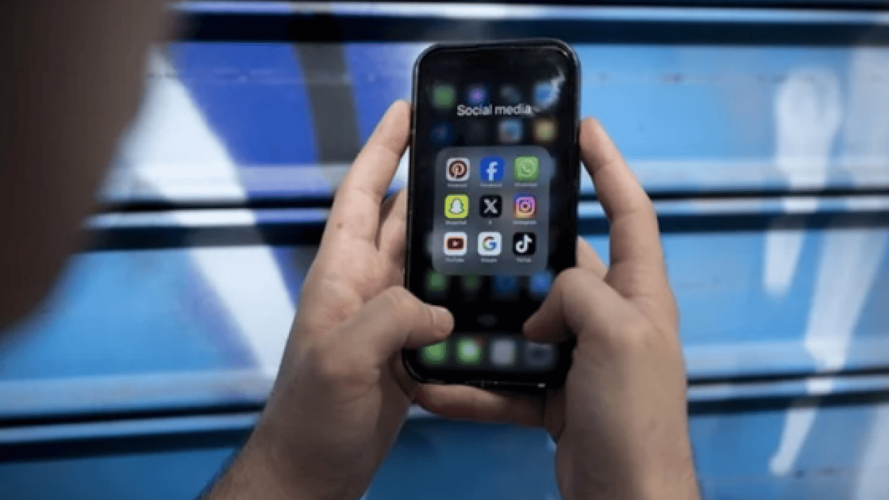 Foto - Tüm dünyada yayılıyor: Şimdi de Fransa yasakladı!