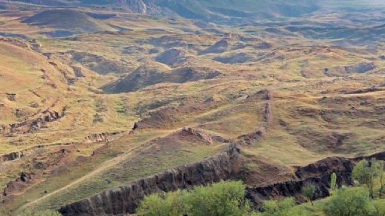 Foto - Tüm dünyanın gözü Ağrı Dağı'na çevrildi! Büyük keşif gündemi altüst etti, İncil'deki tarife uyuyor