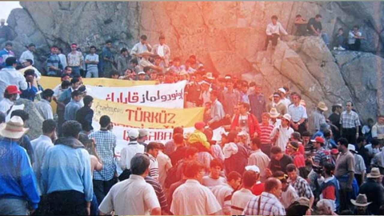 Foto - Tüm İran'ın aklındaki soru yanıt buldu! İran Türklerinin sokağa neden inmediği belli oldu