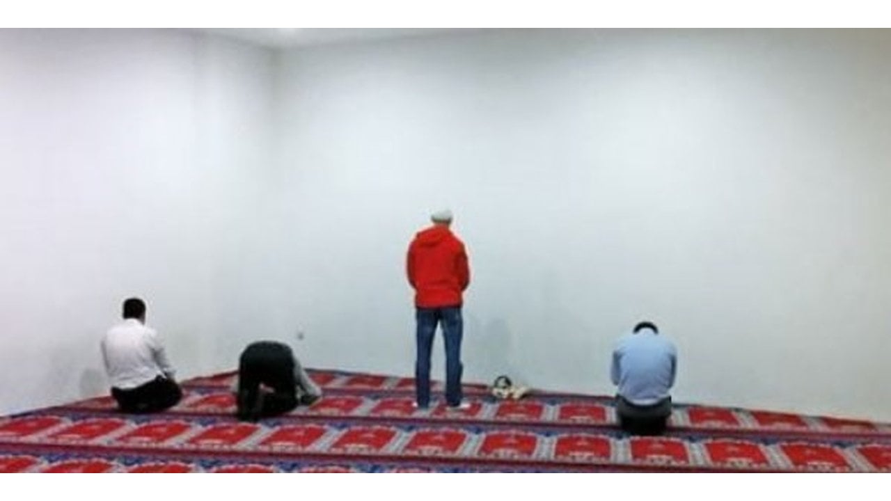 Foto - Tüm Müslümanlara "Elhamdülillah" dedirten karar! İstanbul’daki okullar için mescid talimatı