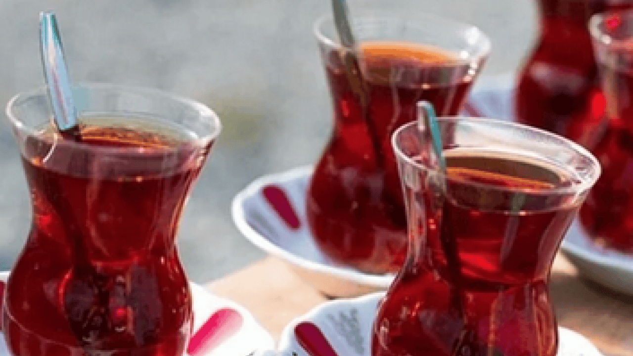 Foto - Tüm tiryakileri yakından ilgilendiren haber! Sıcak çay içmek kanser yapar mı?