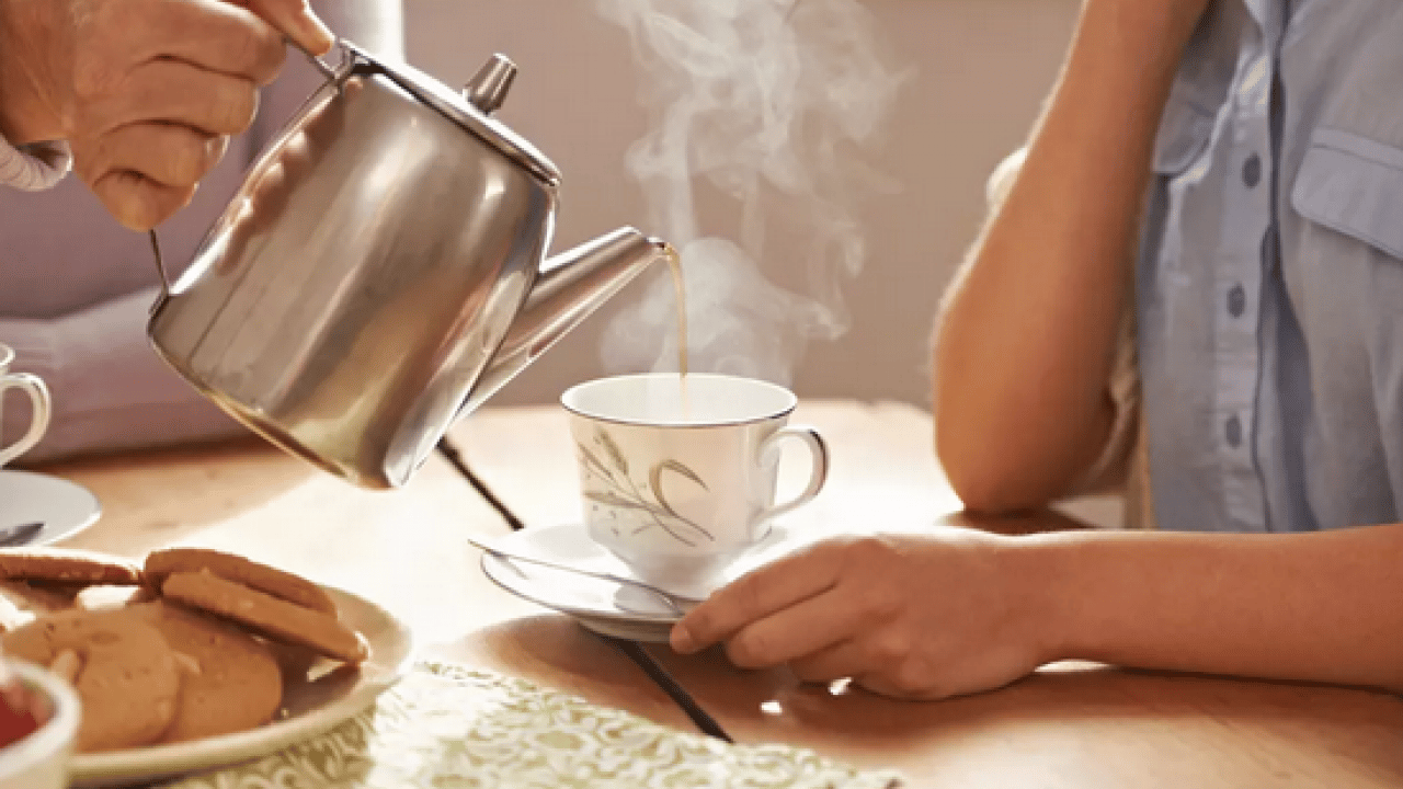 Foto - Tüm tiryakileri yakından ilgilendiren haber! Sıcak çay içmek kanser yapar mı?