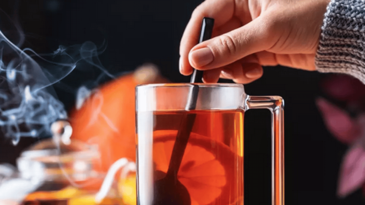 Foto - Tüm tiryakileri yakından ilgilendiren haber! Sıcak çay içmek kanser yapar mı?