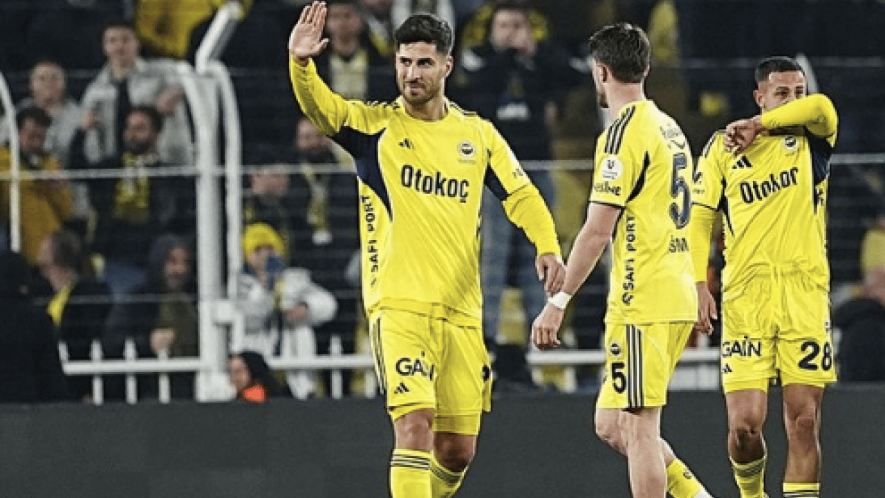 Tüm Türkiye merak ediyordu! Beklenen haber Kadıköy'ü ayağa kaldıracak cinsten...