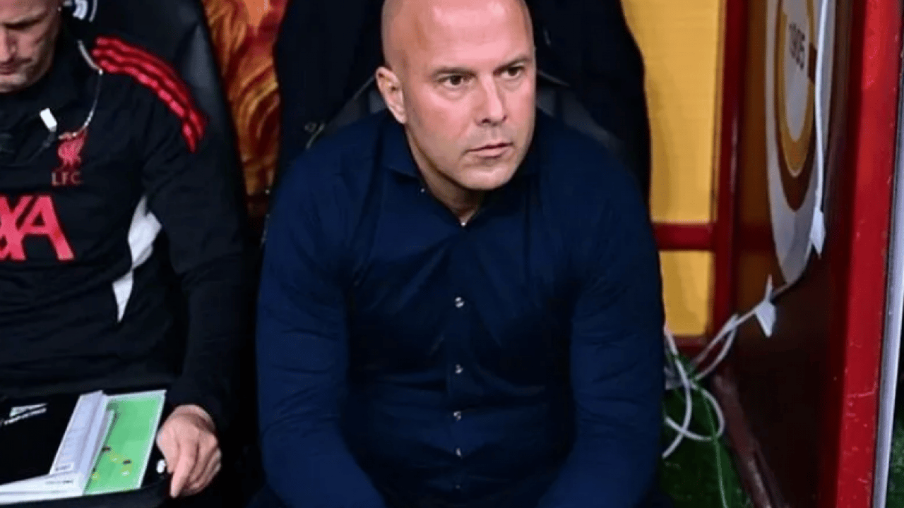 Foto - Tüm Türkiye'yi sallayacak açıklama geldi yine Slot'tan: Galatasaray kollanıyor mu gerçekten?!?