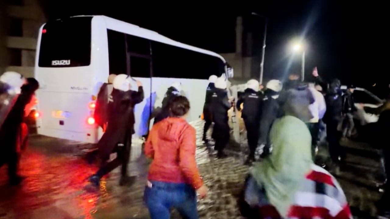 Foto - Tuncay Sonel’in oğlu ‘Silahım yok’ diyordu! Hem kamuflajlı hem silahlı fotoğrafı ortaya çıktı