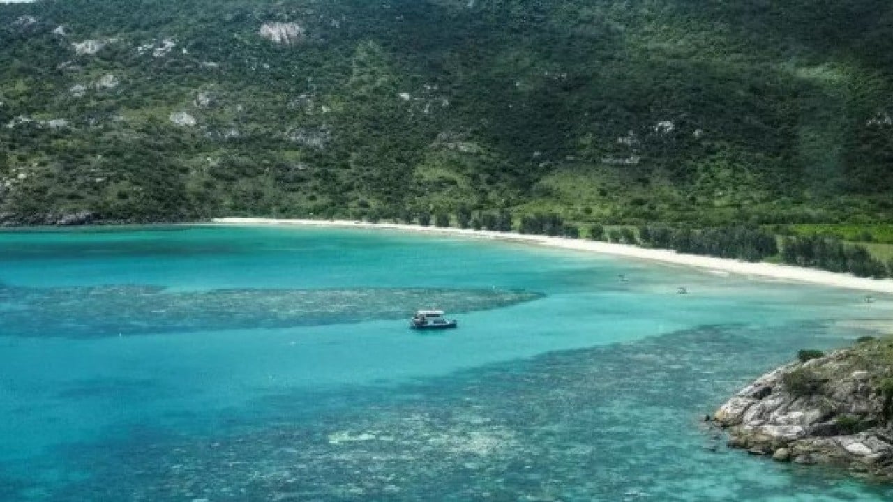Foto - Tur gemisinde akılalmaz olay: Yaşlı kadını adada unuttular!