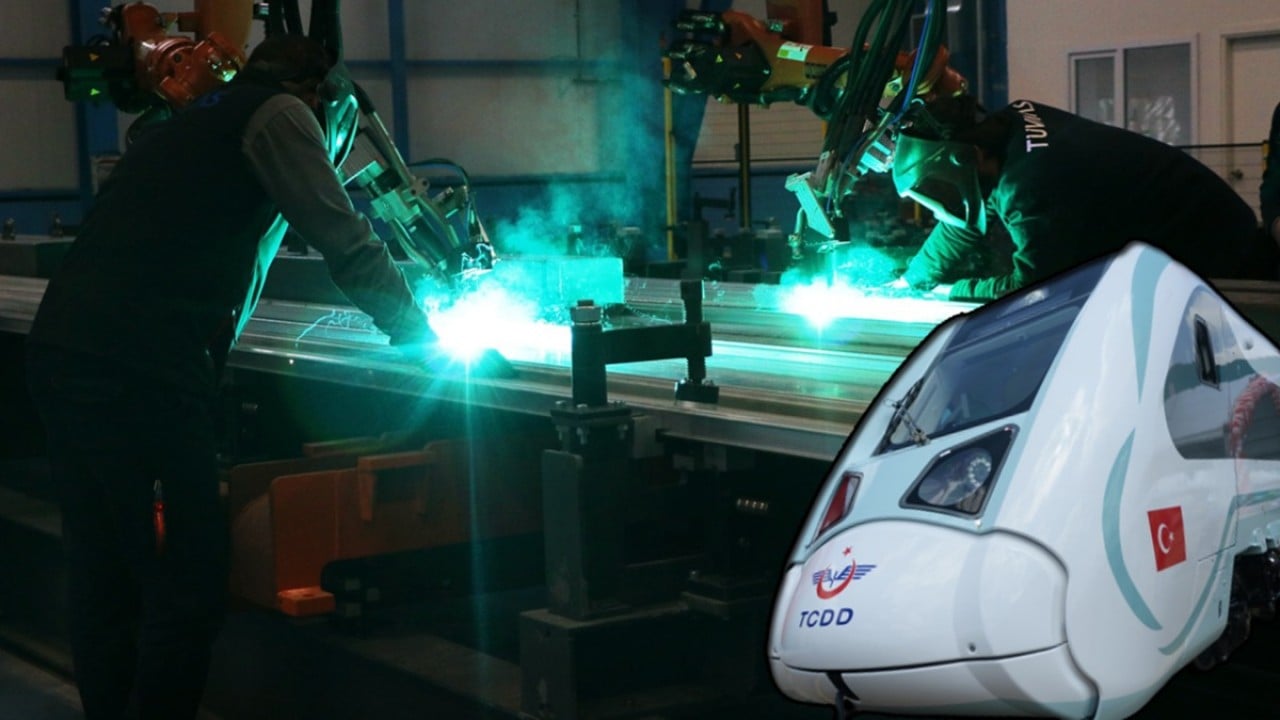 Foto - TÜRASAŞ bir haftada yerli ve milli iki tren seti ile iki lokomotifi teslim etti Rekora koşuyoruz