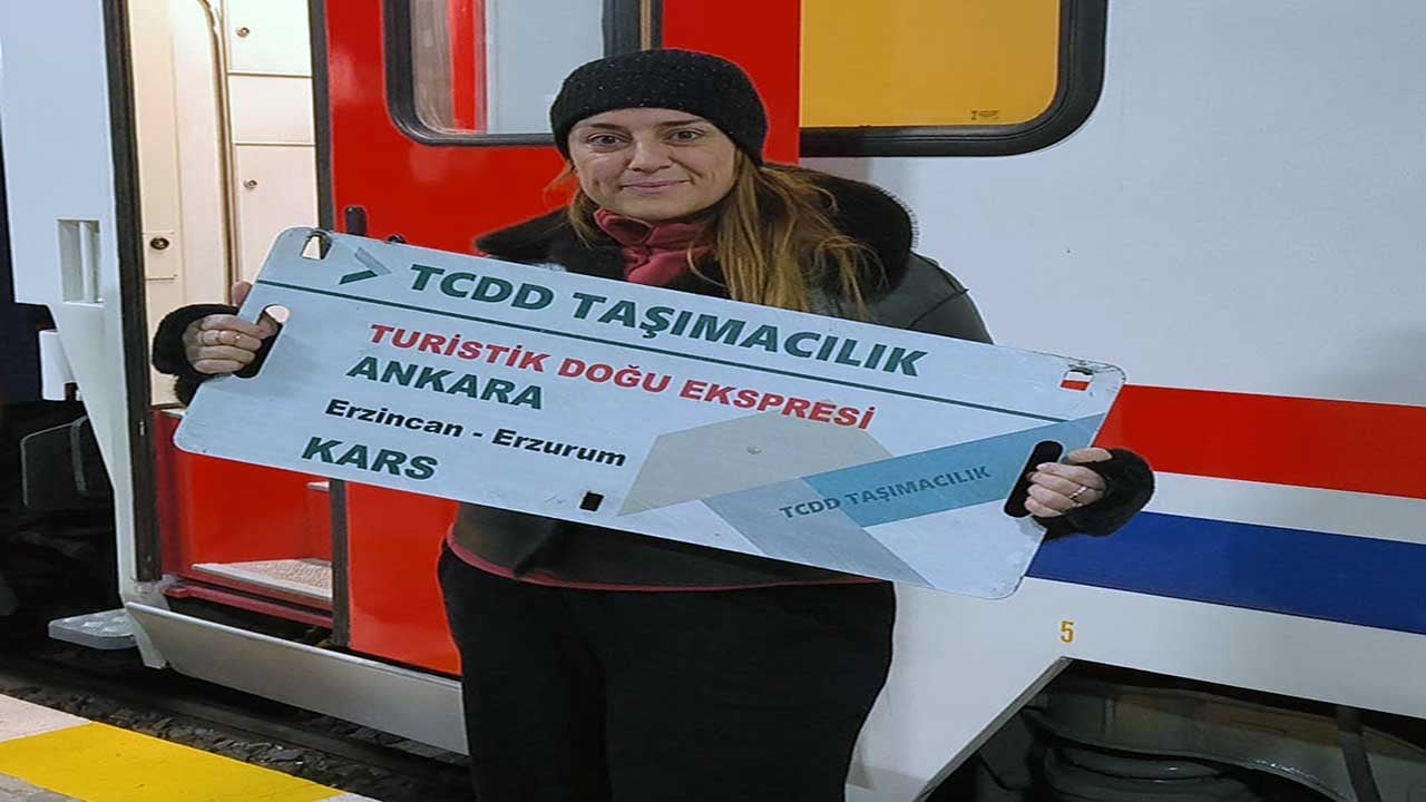 Foto - Turistik Doğu Ekspresi alevli yazıyla karşılandı