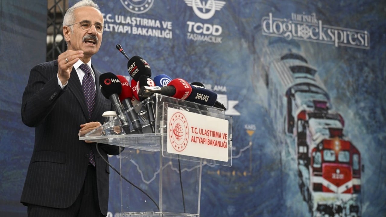 Foto - Turistik Doğu Ekspresi yeni sezona başladı! Bakan Uraloğlu ilk seferi uğurladı