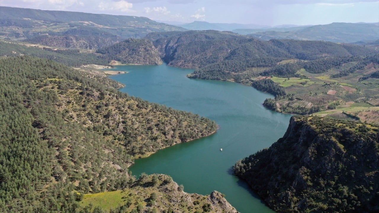 Turizmin yeni gözdesi oldu 6 kilometrelik Arapapıştı Kanyonu büyülüyor
