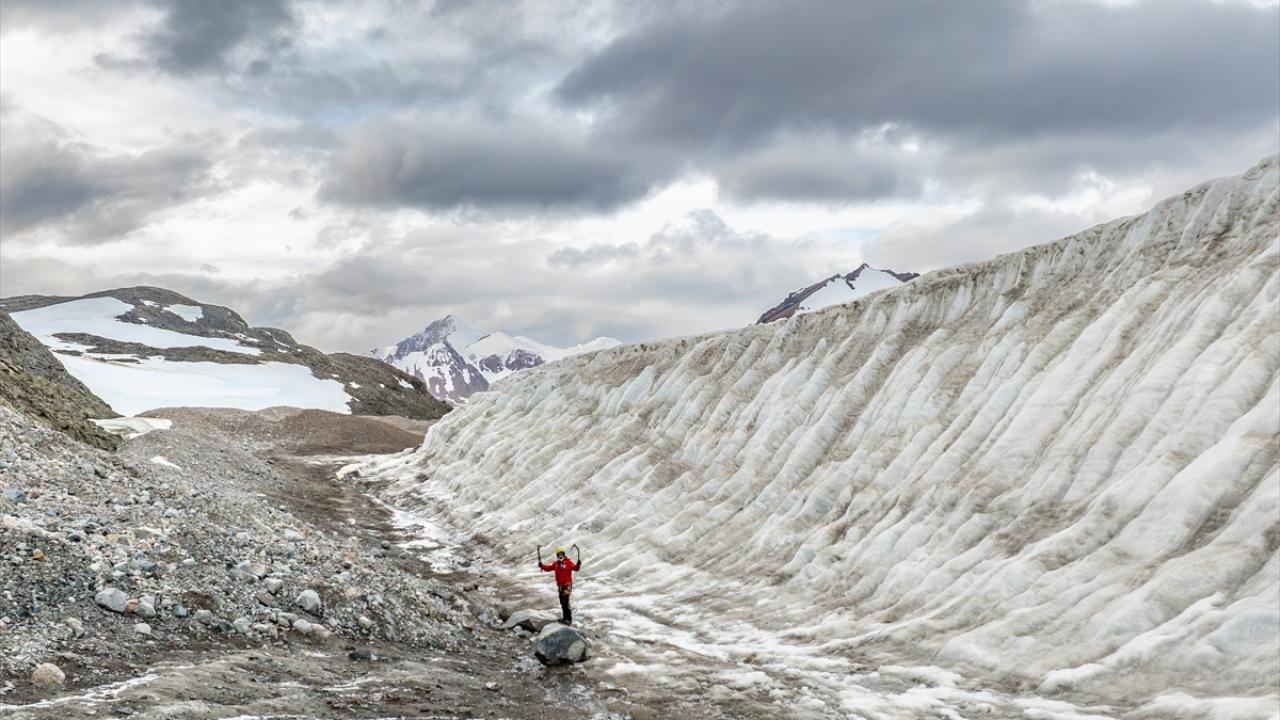 Foto - Türk bilim insanları Antarktika'da! İklim değişikliğine farkındalık vurgusu yaptılar