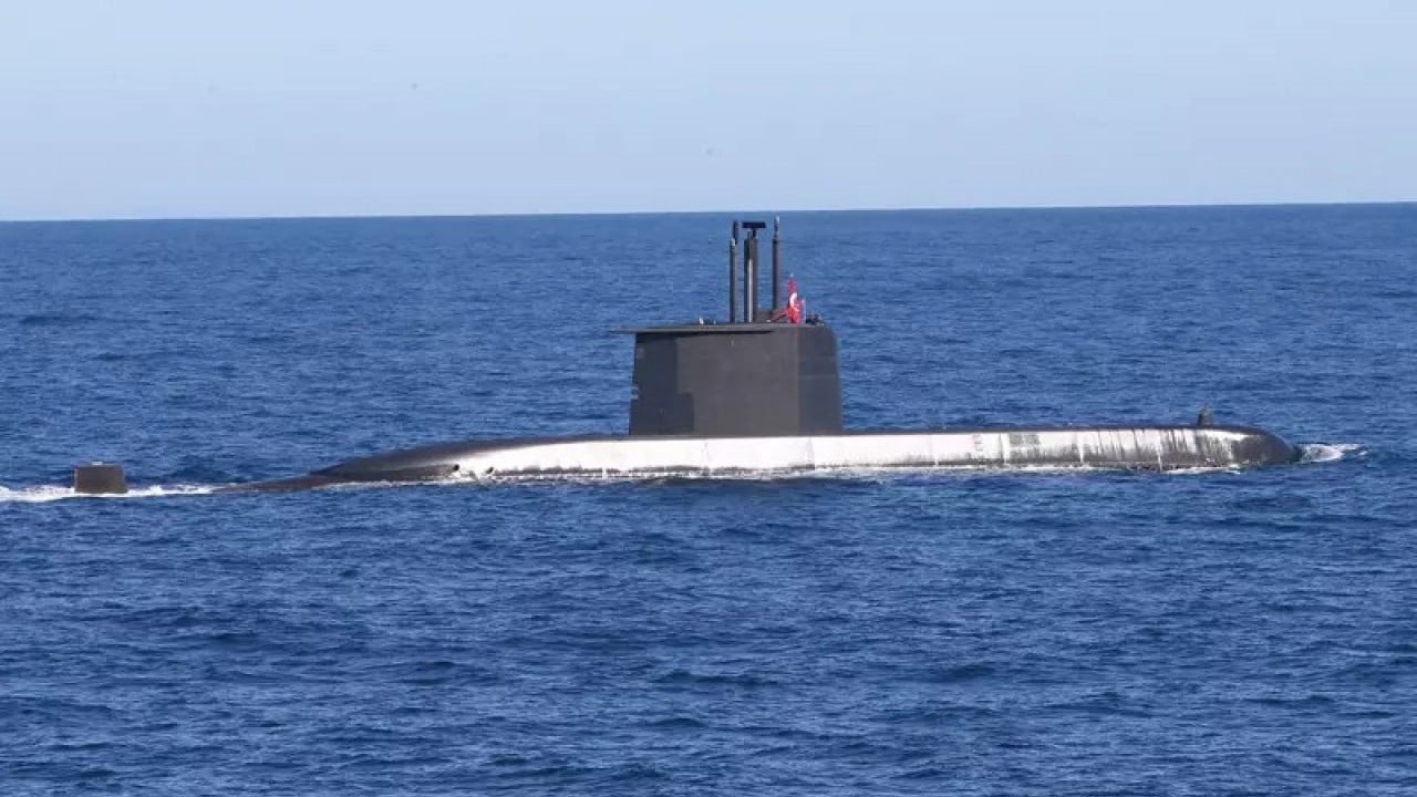 Foto - Türk denizaltısı, karakol uçağıyla ülke sularına girdi! Tuğamiralden kritik açıklama geldi