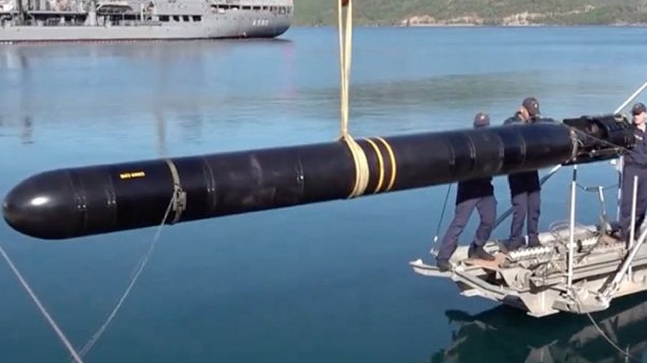 Foto - Türk denizaltılarının "sessiz ve ölümcül" gücünden güzel haber! Çelik gemiyi ikiye bölen milli harika AKYA seri üretimde