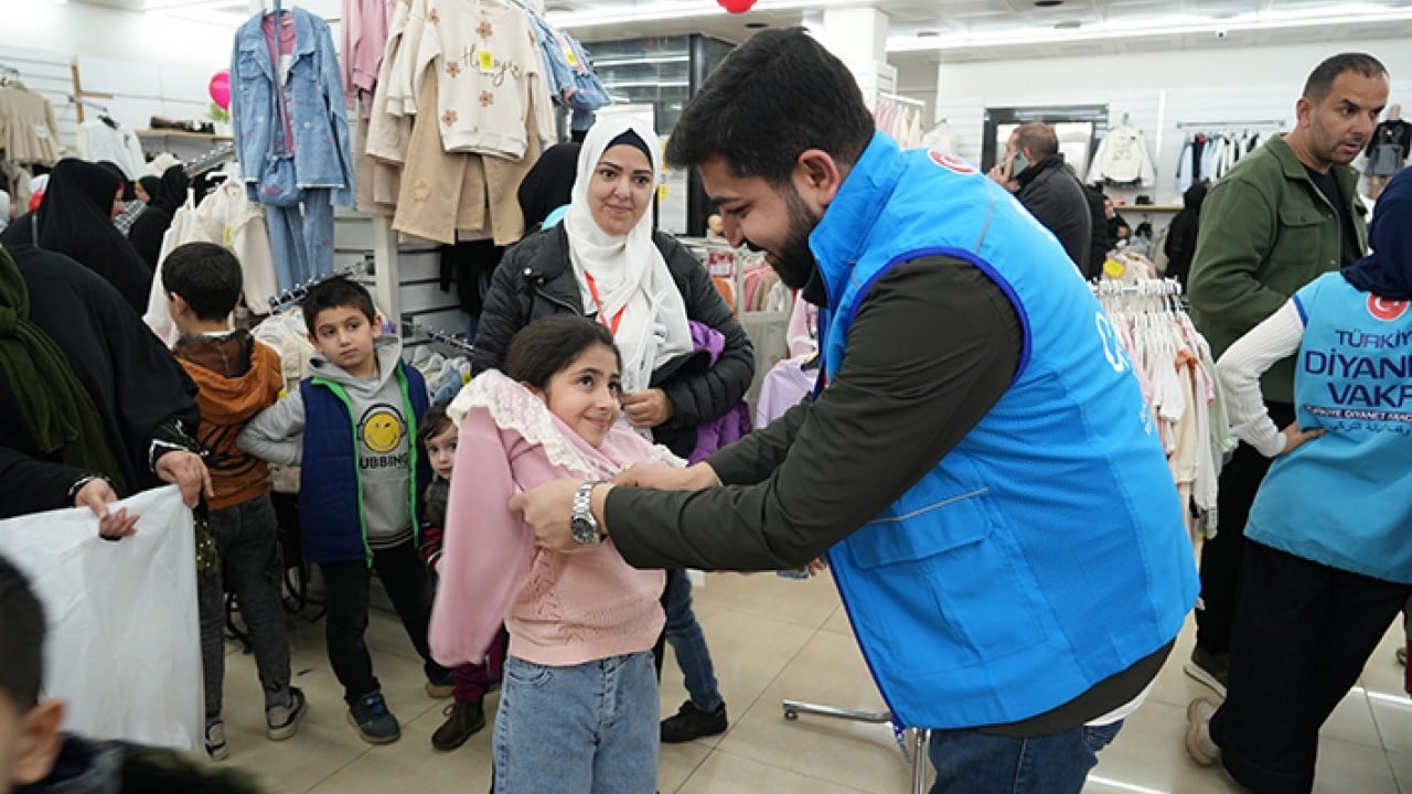 Foto - Türk Diyanet Vakfı 86 ülkeden hayır dua aldı