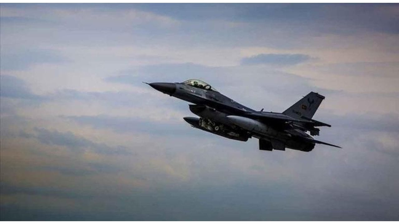 Foto - Türk F-16’larıyla operasyonun kralını yapan ülkede ilginç gelişme! Savunma Bakanı çok sert tepki gösterdi