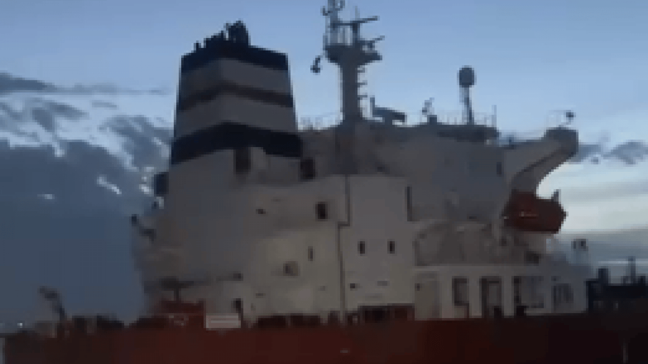 Foto - Türk gemisi vuruldu! Saldırıyı dost ülke yaptı