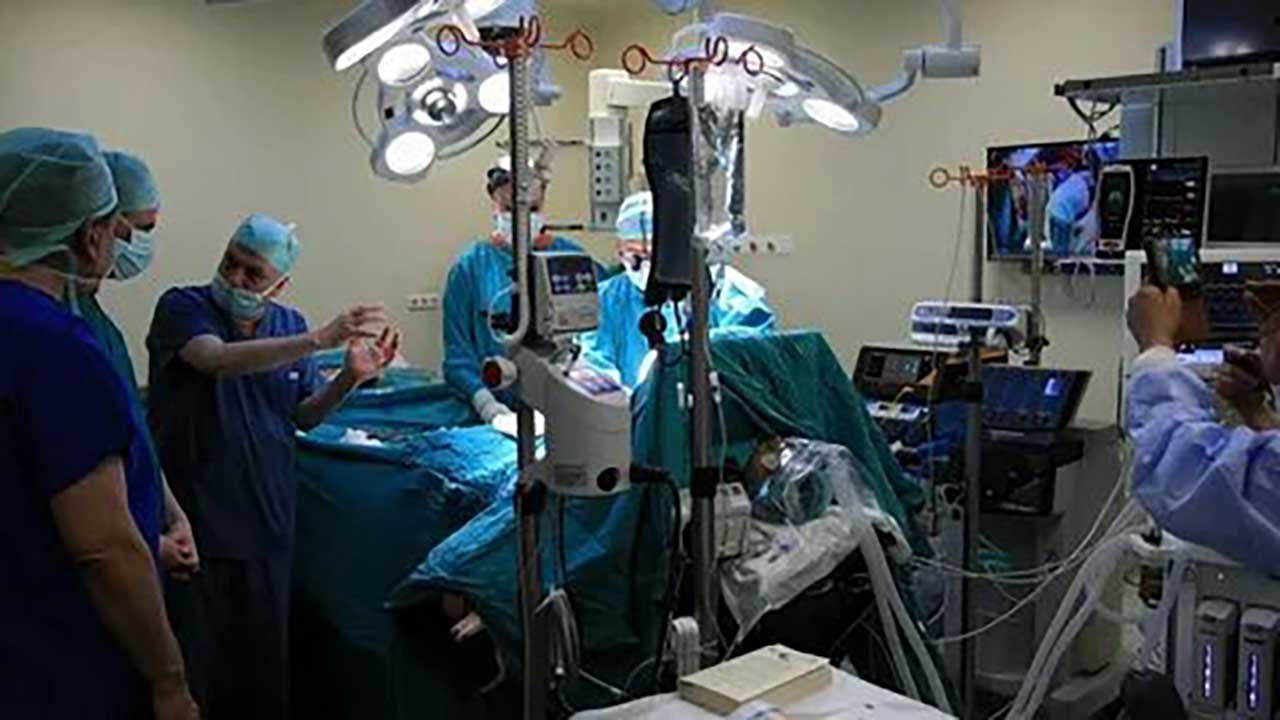 Foto - Türk hekimlerinden dünyaya parmak ısırtan tıp mucizesi! Tarihi operasyonla dünyada bir ilk resmen başarıldı!
