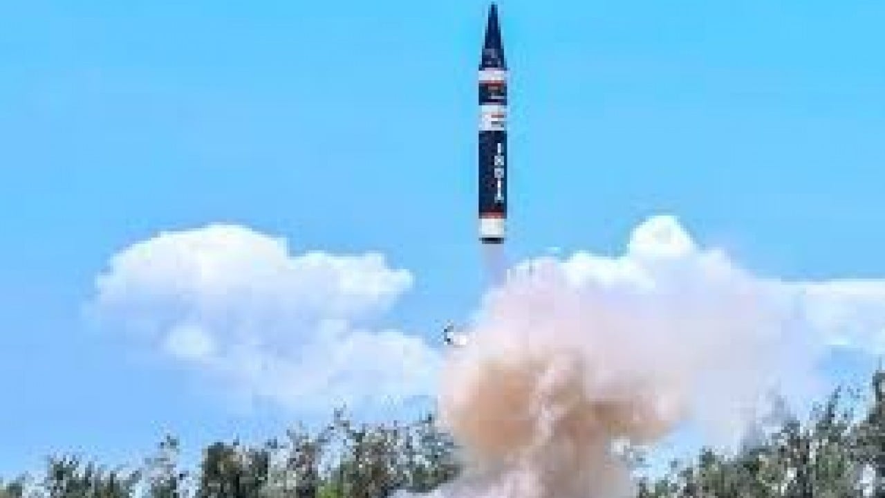 Foto - Türkiye'ye savaş açan ülke balistik füzeyi ateşliyor: 8 bin km menzili var