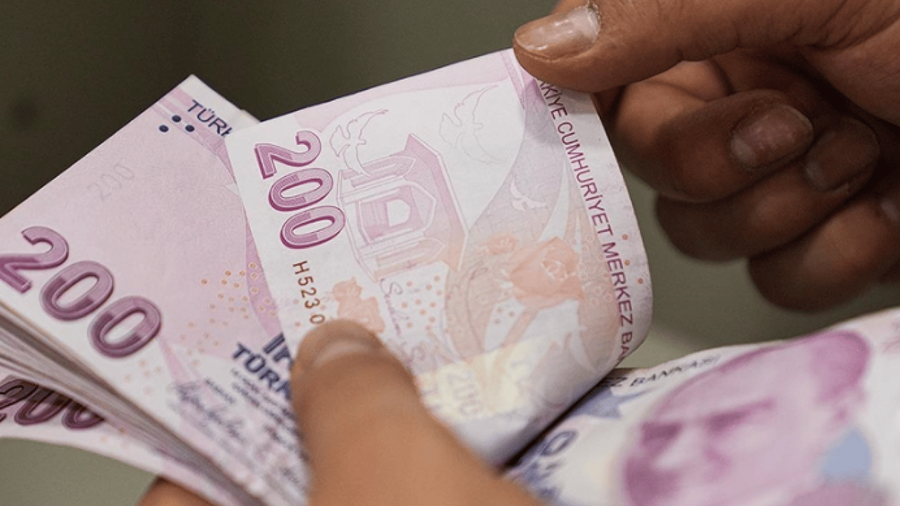 Foto - TÜRK-İŞ’ten asgari ücret çıkışı: Geçen sene de kriz çıkmıştı! Şimdi ne olacak?