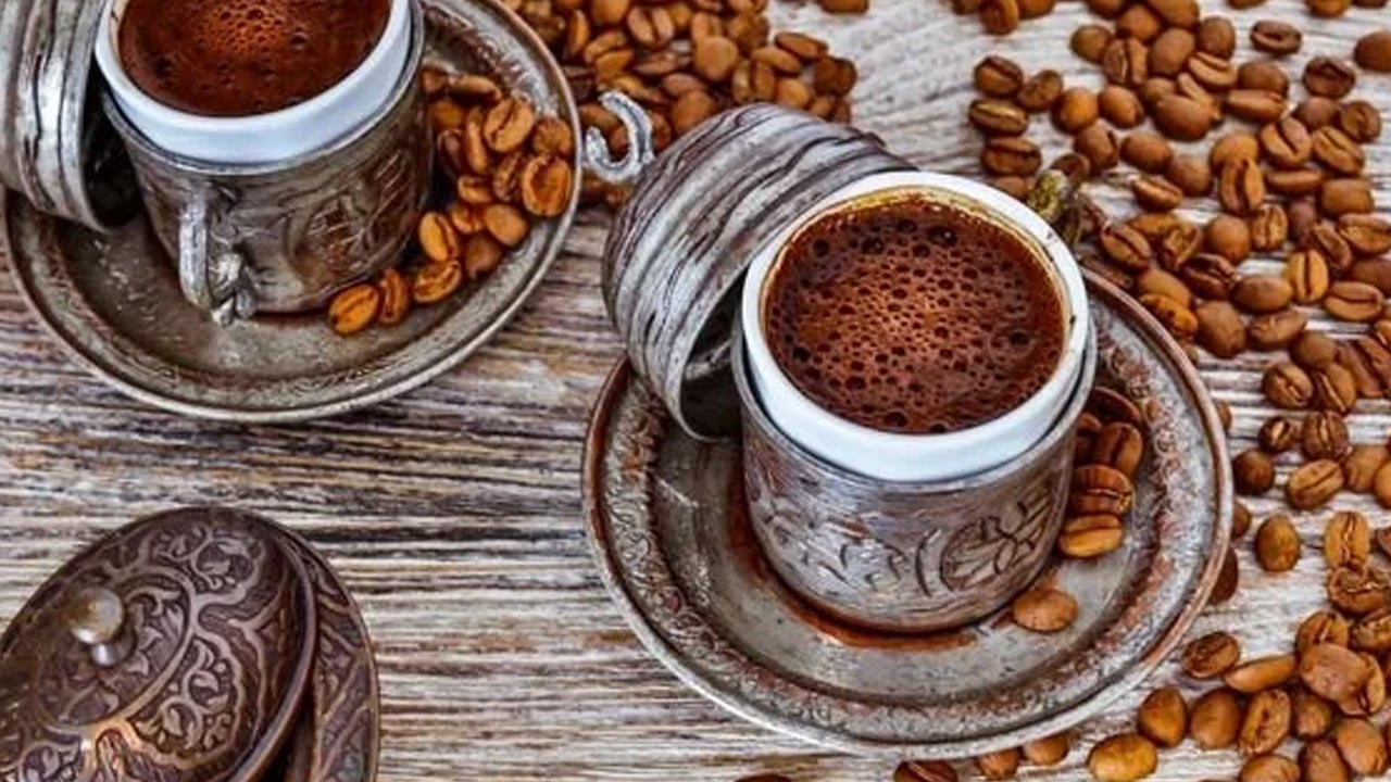 Foto - Türk kahvesi caydırıcı bir güç ama soda suyu ile tüketirken dikkat edin! Çok ilginç bu gerçeği kimse bilmiyor: Baskı artıyor