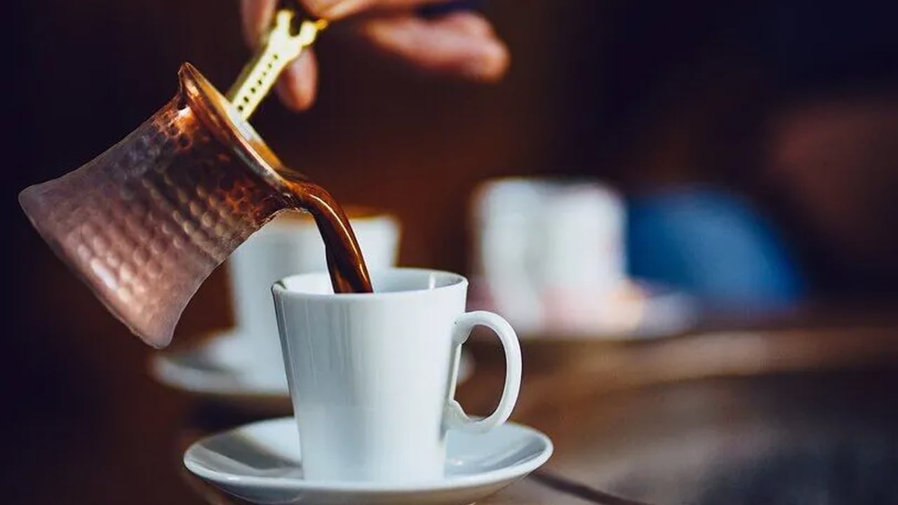 Foto - Türk kahvesi caydırıcı bir güç ama soda suyu ile tüketirken dikkat edin! Çok ilginç bu gerçeği kimse bilmiyor: Baskı artıyor