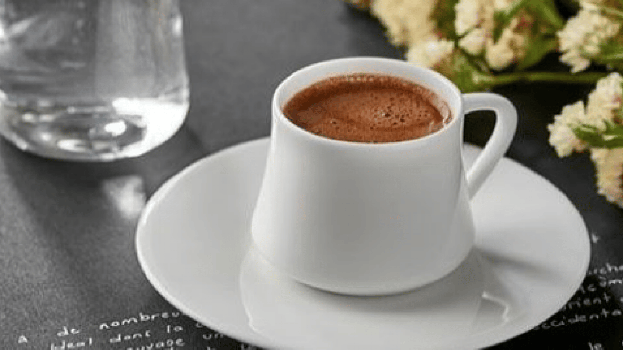 Foto - Türk kahvesinin sırrı: Meğer bir damla eklemek yetiyor! Kendi kendine yetecek... İşte malzeme
