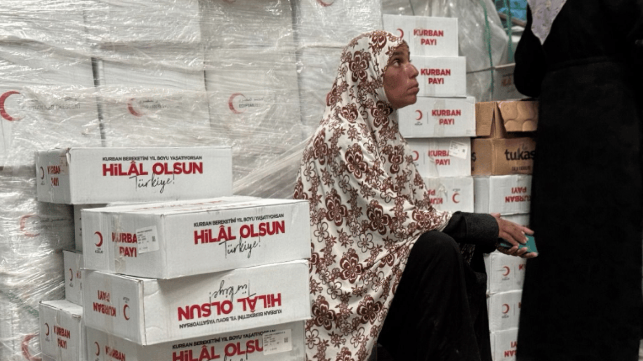 Foto - Türk Kızılay uluslararası yardımlarda zirvede: Gazze'ye ulaştırılan yardımların yüzde 48'i Türk Kızılay'dan...
