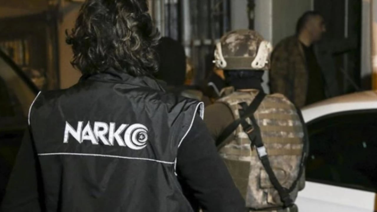 Foto - Türk polisi nefes aldırmıyor: Torbacılara demir yumruk!