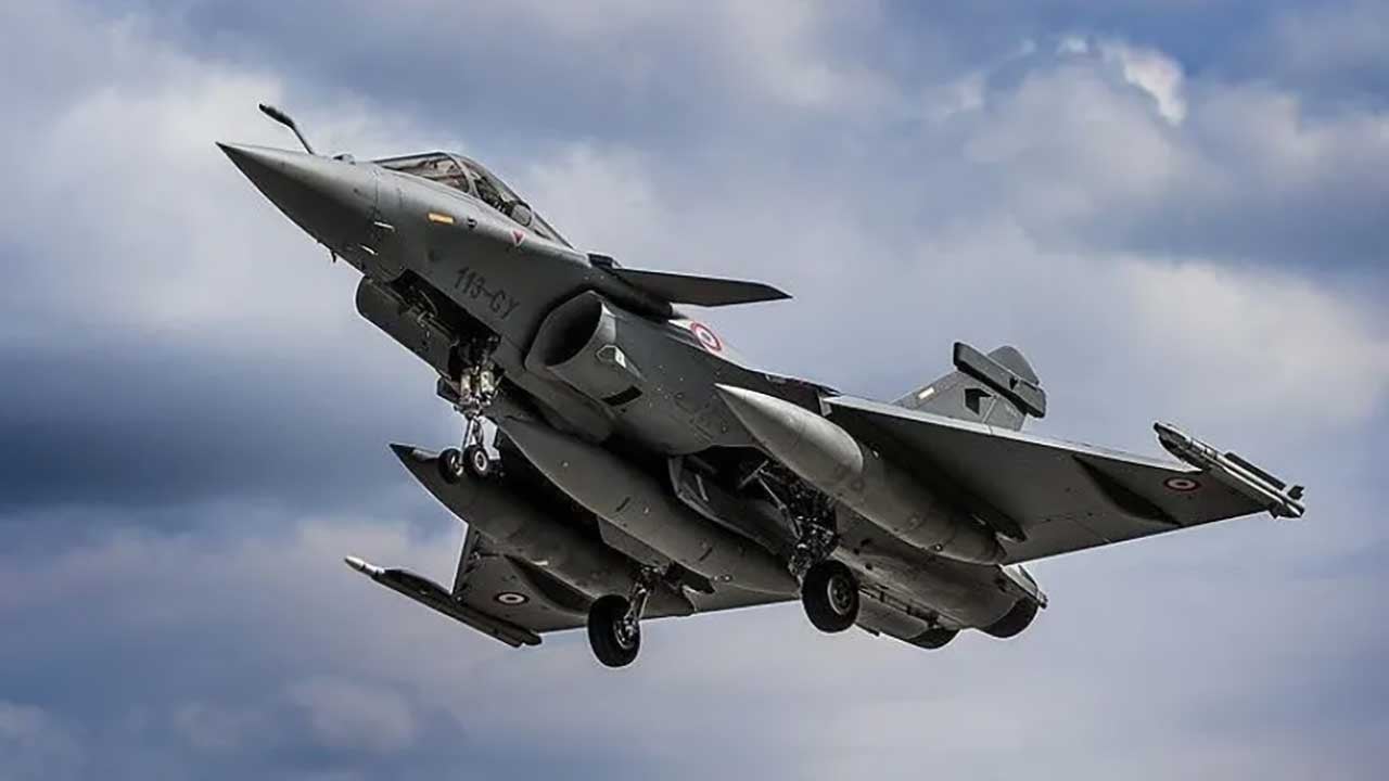 Foto - Türk savunma sanayiinden gövde gösterisi! Türkiye göklerde dünya devlerini zorluyor