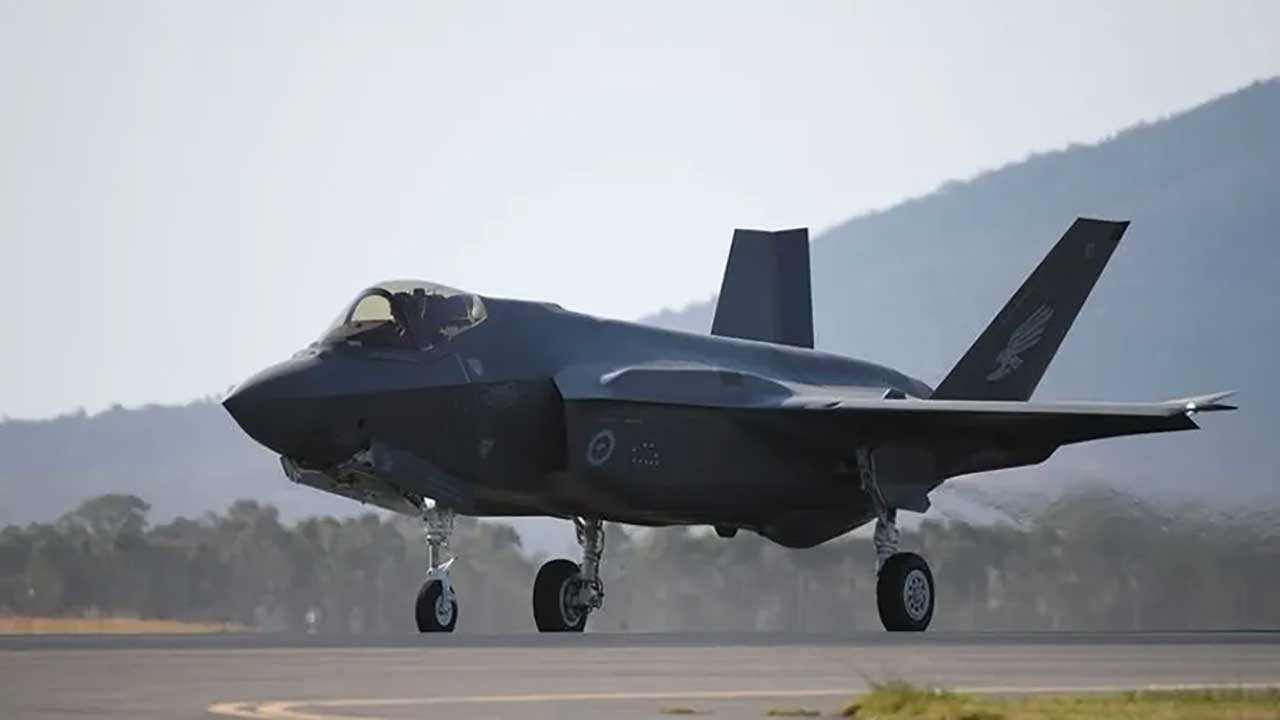 Foto - Türk savunma sanayiinden gövde gösterisi! Türkiye göklerde dünya devlerini zorluyor