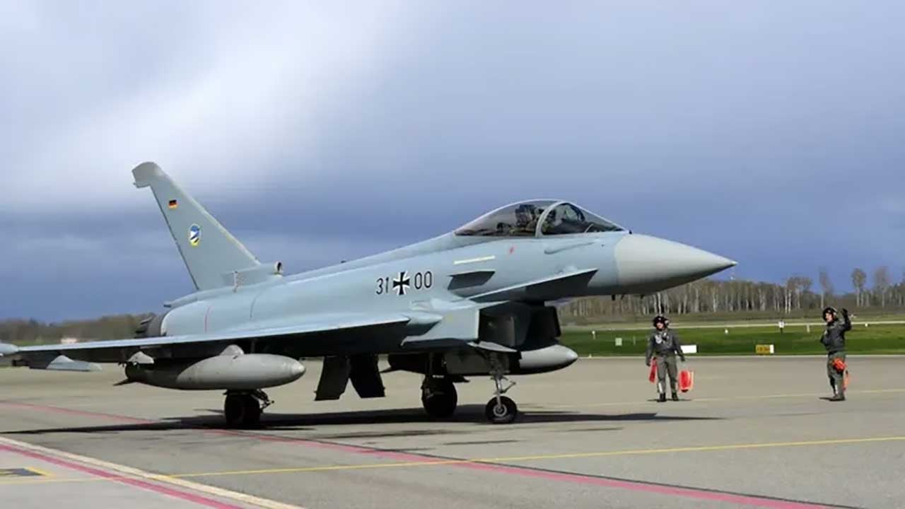 Foto - Türk savunma sanayiinden gövde gösterisi! Türkiye göklerde dünya devlerini zorluyor