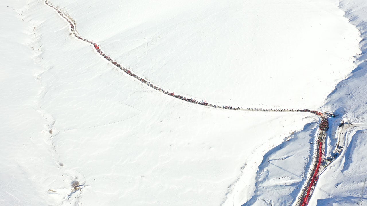 Foto - Türkiye, -17 derecede Sarıkamış'ta şehitleriyle yürüdü