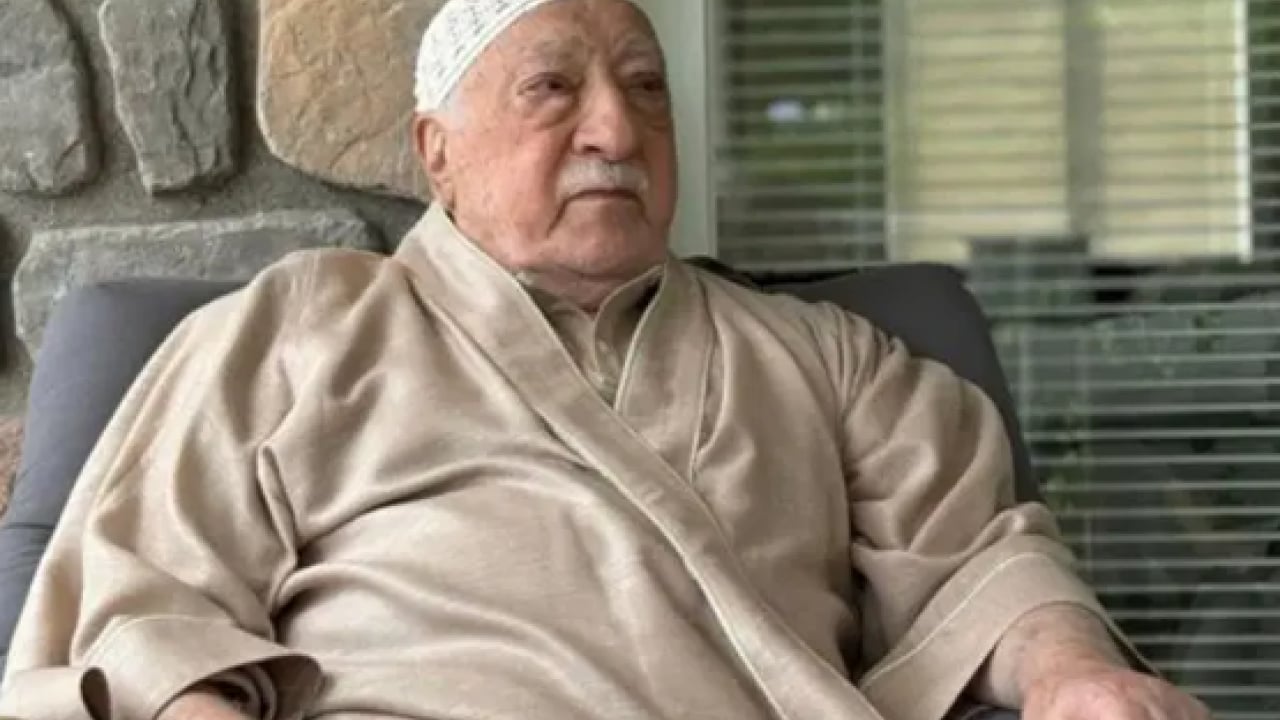 Foto - Türkiye az kalsın İsrail’in uydusu olacaktı