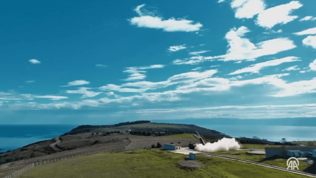 Foto - Türkiye balistik füzeyi ateşledi, ülke ayağa kalktı