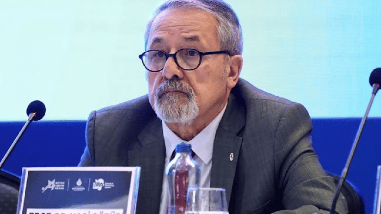 Foto - Türkiye beşik gibi sallanıyor! Aynı gün 3 ilde deprem! Yer Bilimci Prof. Dr. Naci Görür'den korkutan yorum