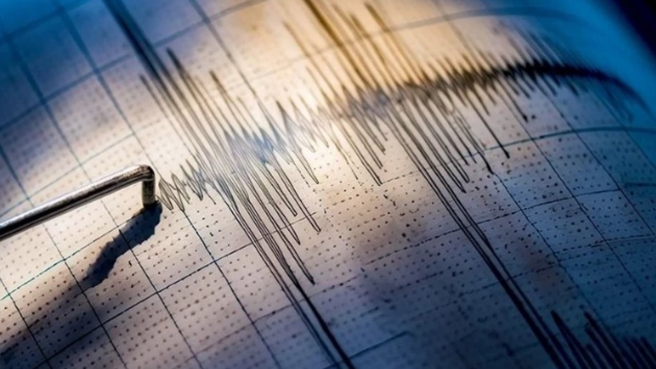 Foto - Türkiye beşik gibi sallanıyor! Aynı gün 3 ilde deprem! Yer Bilimci Prof. Dr. Naci Görür'den korkutan yorum