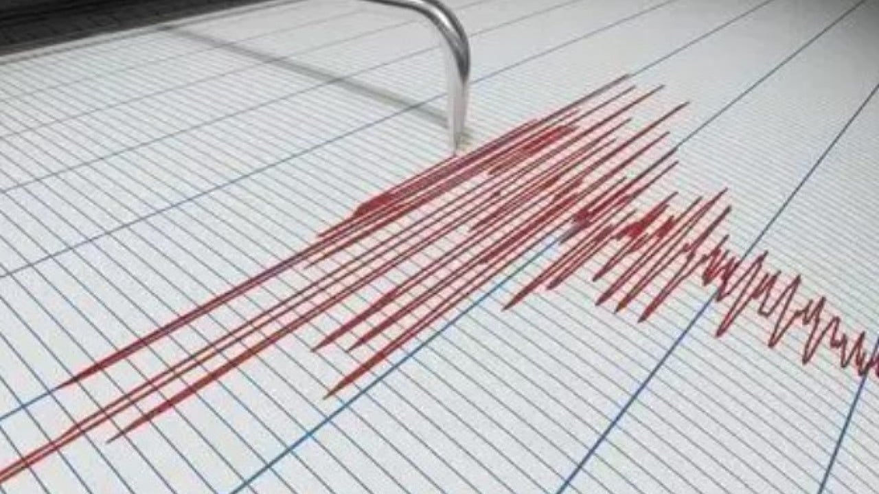 Foto - Türkiye beşik gibi sallanıyor: En tehlikeli fay hatları belli oldu!