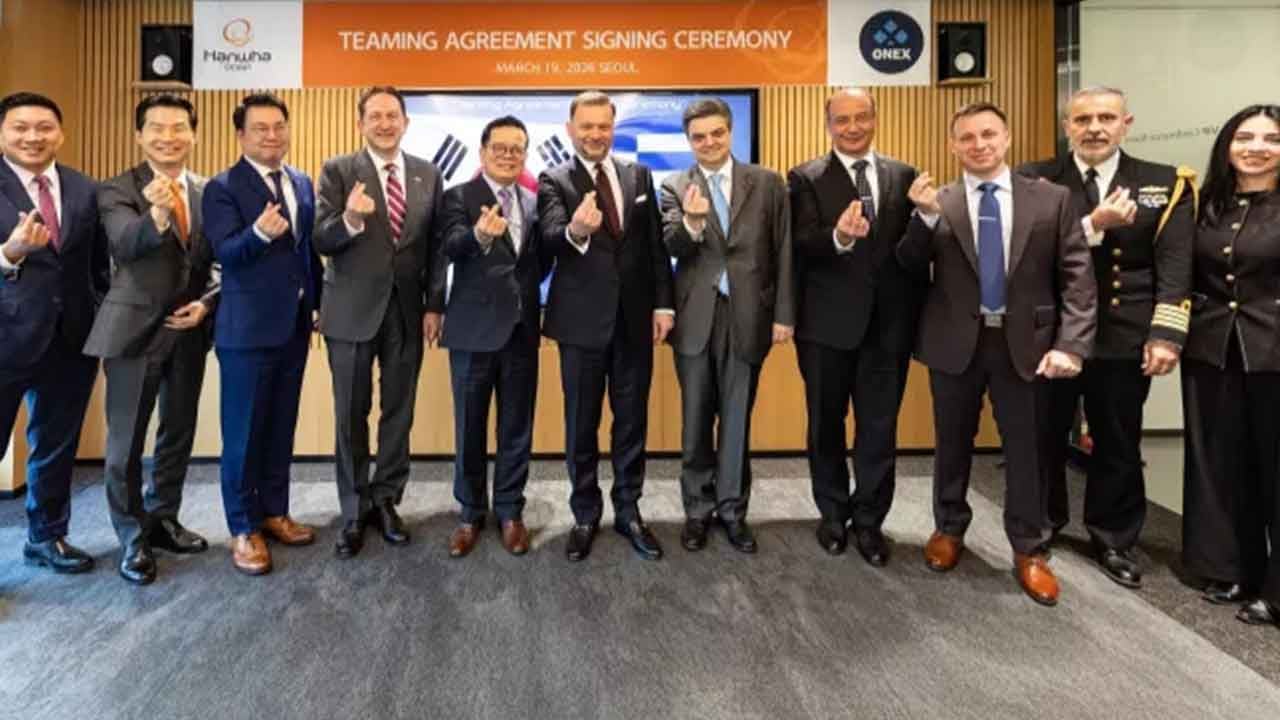 Foto - 'Türkiye bizim dostumuz' diyen ülkeden beklenmedik karar! Yunanistan'ın savaş gemisi ve denizaltı üretmesine yardım edecekler