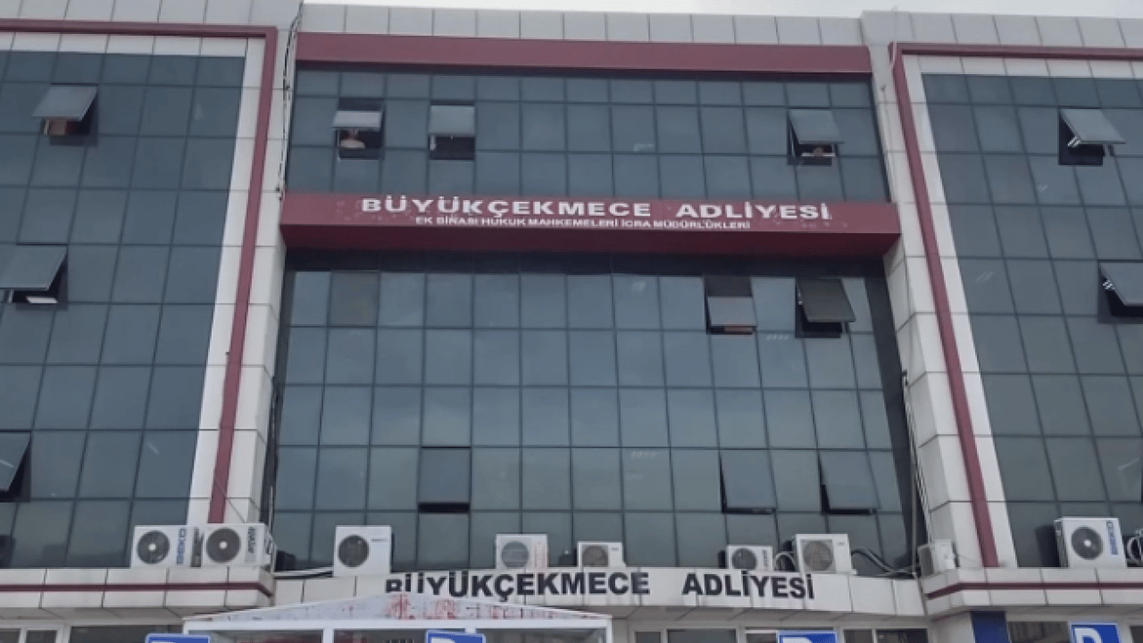 Foto - Türkiye bu soygunu konuşuyor! Havalimanındaki görüntüleri ortaya çıktı