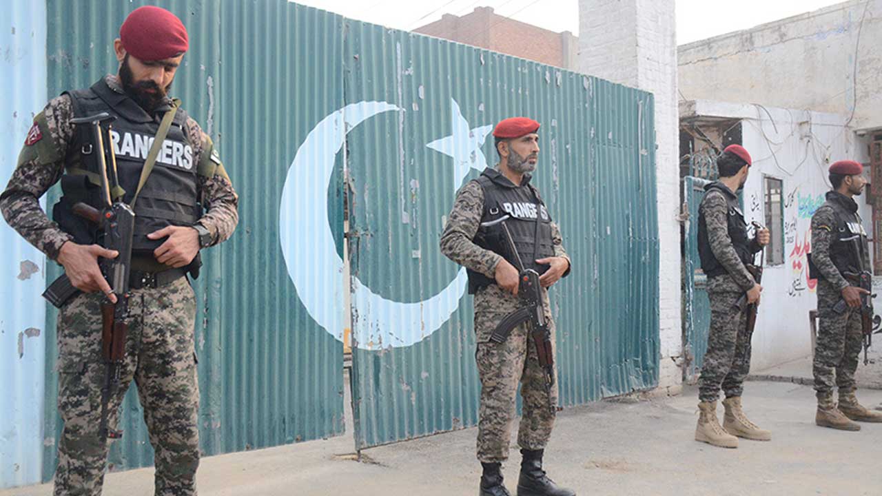 Foto - Türkiye dostu Pakistan, Hindistan'a ders verdi! Çok sayıda ölü var