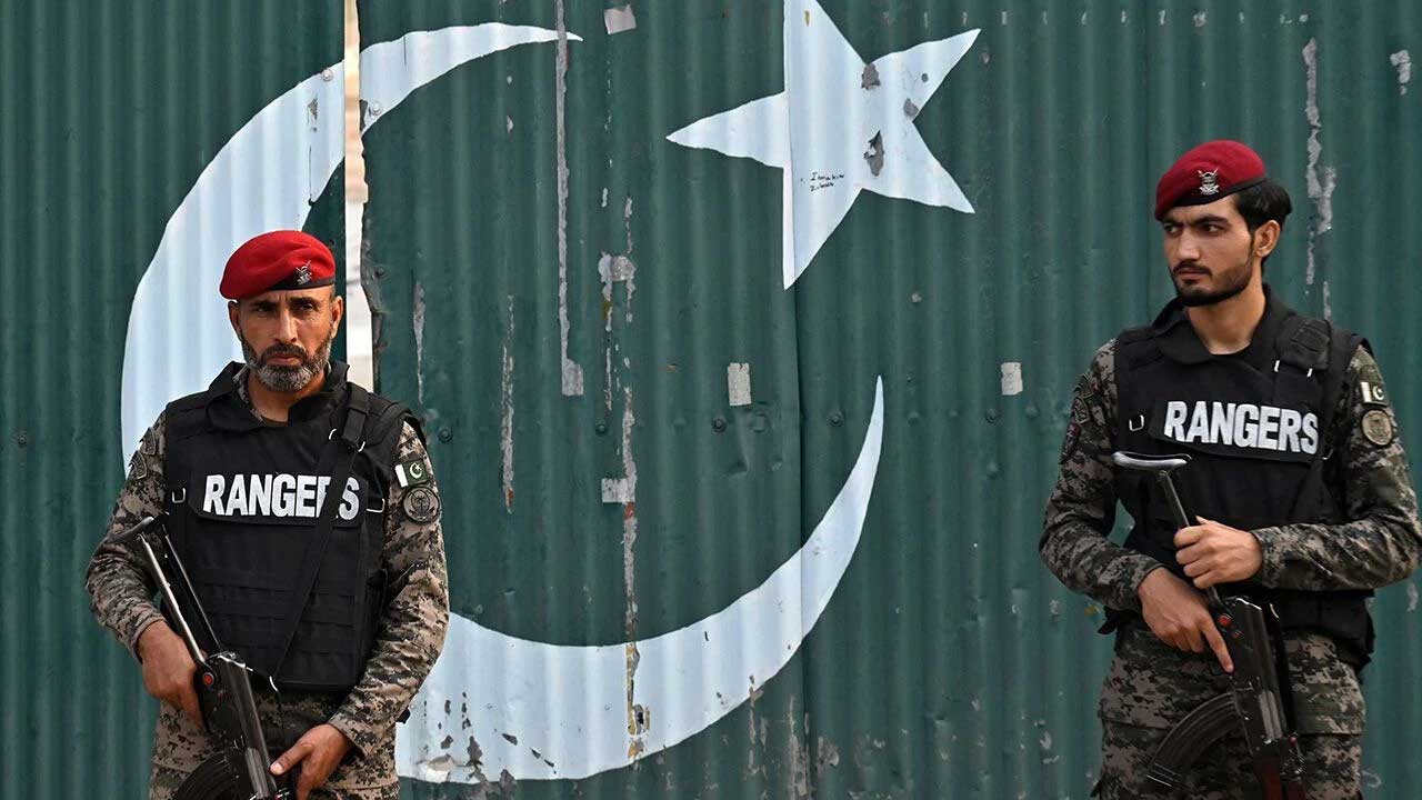 Foto - Türkiye dostu Pakistan, Hindistan'a ders verdi! Çok sayıda ölü var