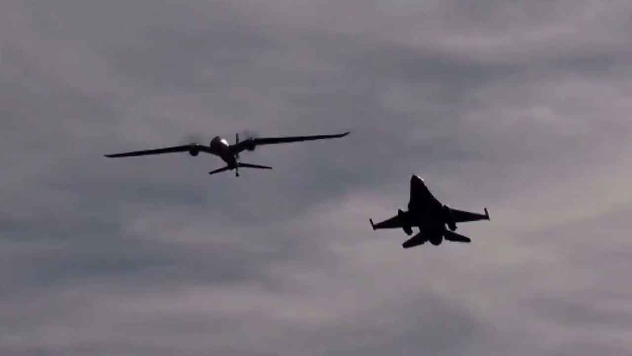 Foto - Türkiye düşman radarlarını kandıracak silahı buldu: Devasa bir F-16 savaş uçağı görünüyor ama değil