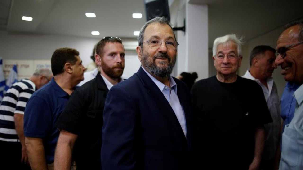 Foto - Türkiye düşmanı isim, sapık Epstein’ın dizinin dibinden ayrılmamış! Alçak sübyancı, utanmadan bir de özel dairede beslemiş 