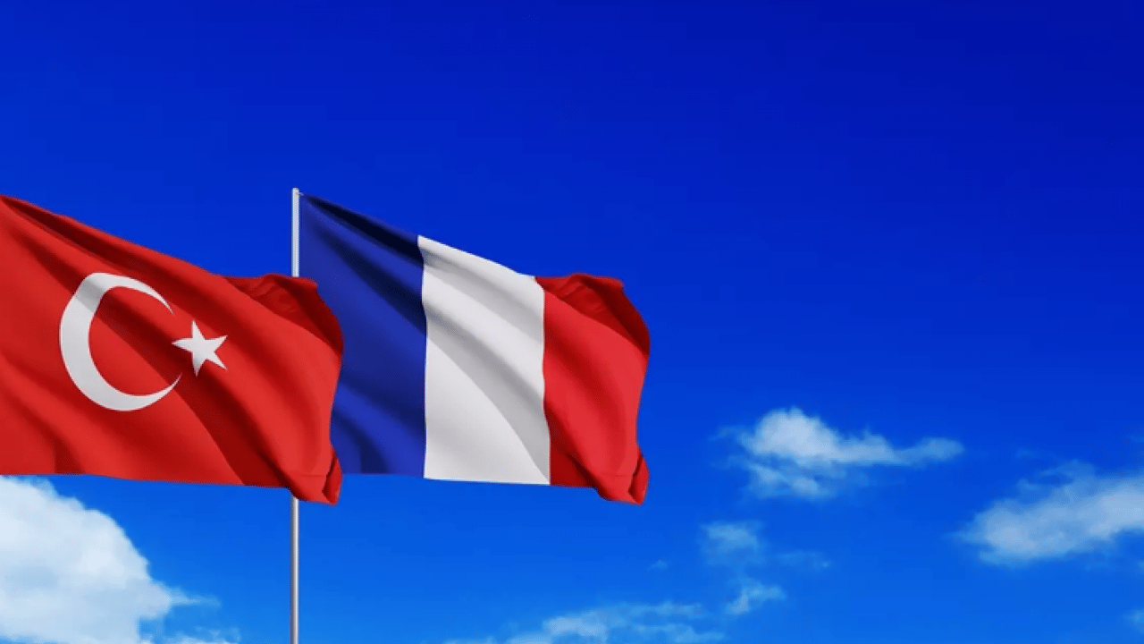 Cüzdanlara dikkat edin: Türkiye'den Fransa için seyahat uyarısı!