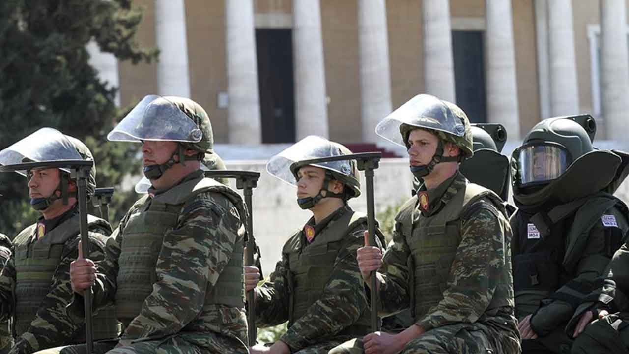 Foto - 'Türkiye gelmesin' diyorlardı! Yunanistan'ı istediler: Gelirlerse memnuniyet duyarız